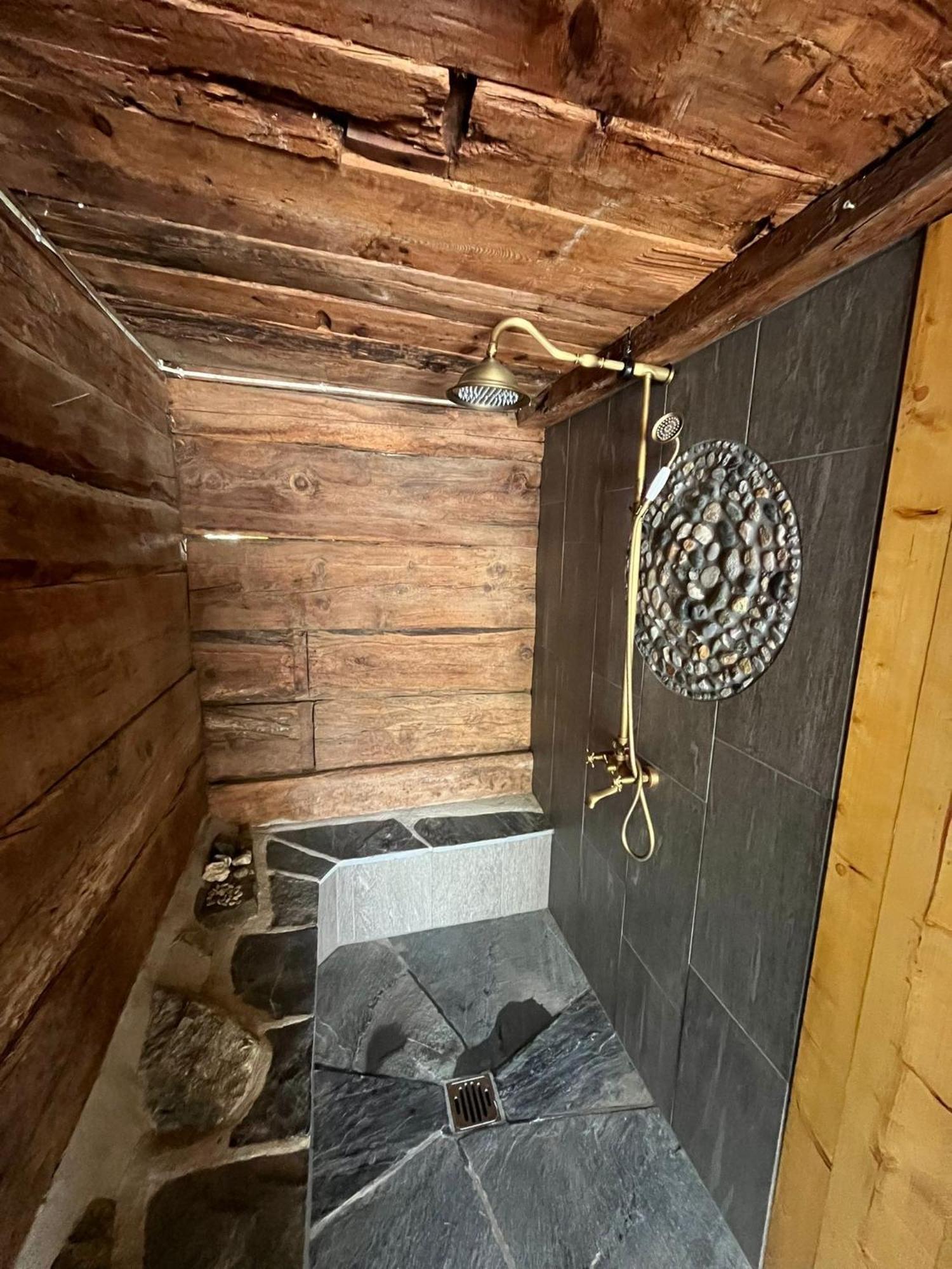 Chalet La Paz With Hotpot And Sauna Βίλα Törbel Εξωτερικό φωτογραφία